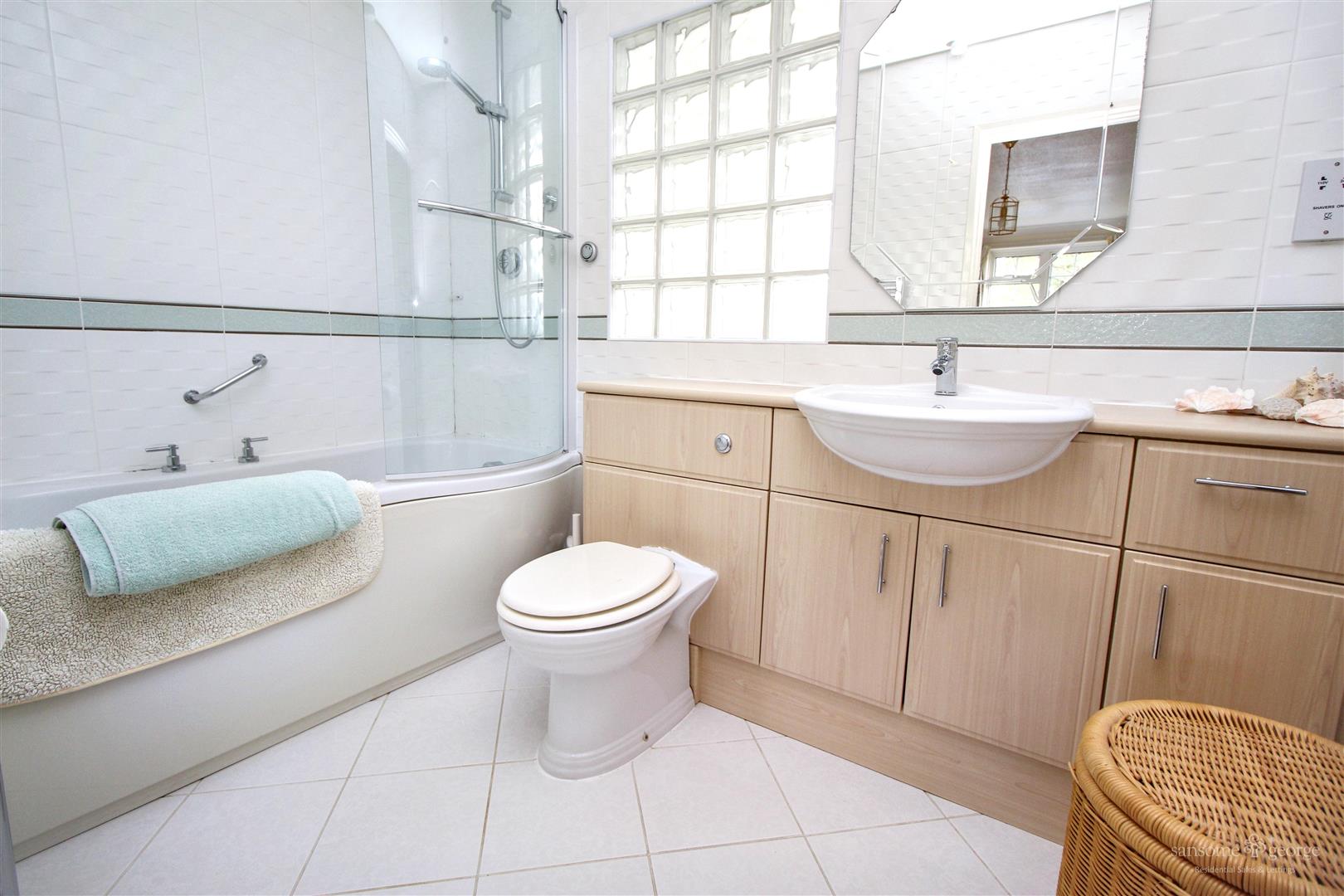 Cecil Aldin Drive, Tilehurst, Reading
